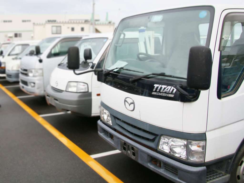 岡山県で商用トラックをお得にレンタルする方法